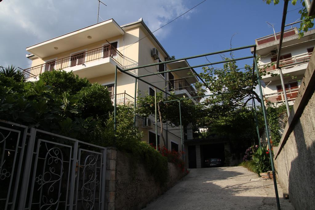 Apartments Gugolj M&M Herceg Novi Exterior photo