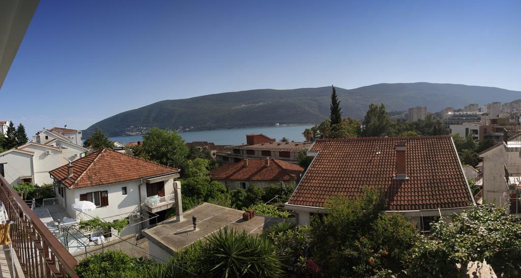 Apartments Gugolj M&M Herceg Novi Exterior photo